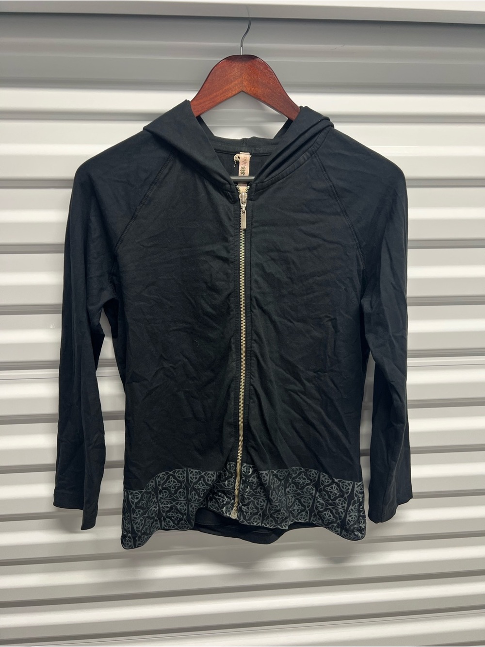 Pink Lotus Black Lotus Hoodie Size Large